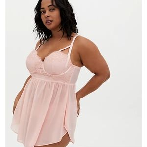 TORRID- LIGHT PINK LACE & MESH HARNESS WAIST UNDERWIRE BABYDOLL- Size Large